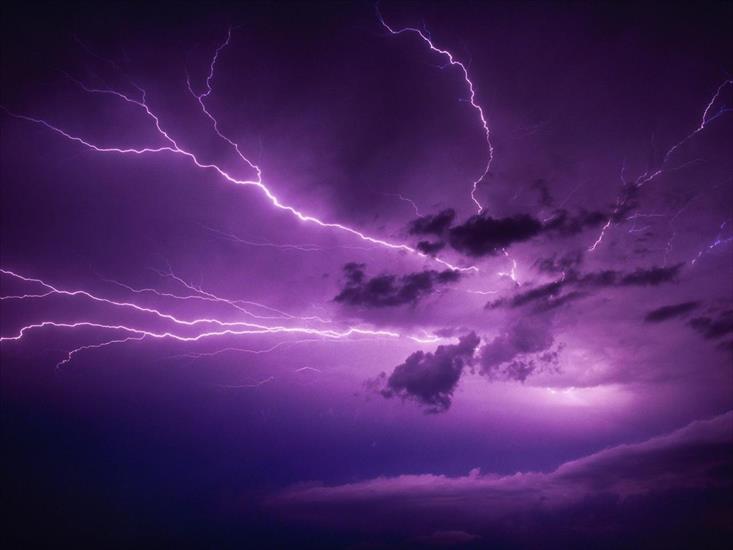 397 ujęć Natury HQ - Electrical Storm.jpg
